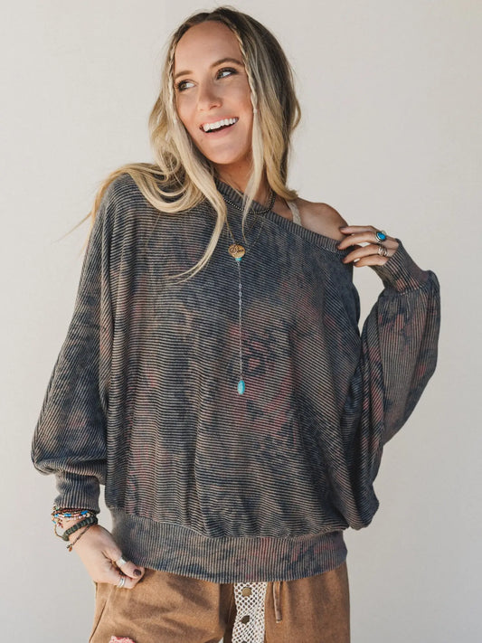 Three Bird Nest Savannah Bat Sleeve Top